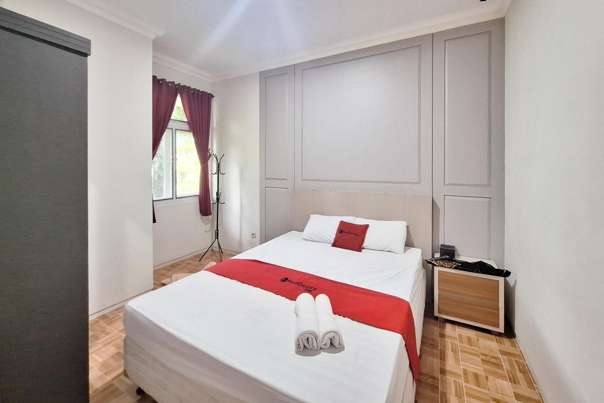 Reddoorz Resort At Tridaya Cisarua Puncak Esterno foto